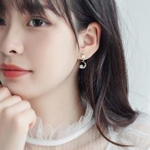 将图片加载到图库查看器,SLUYNZ 925 Sterling Silver CZ Crystal Star Moon Studs Earrings for Women Teen Girls Sparkling Asymmetric Studs EarringsSLUYNZ 925 Sterling Silver CZ Crystal Star Moon Studs Earrings for Women Teen Girls Sparkling Asymmetric Studs Earrings