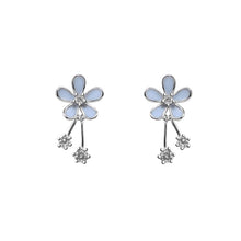 将图片加载到图库查看器,SLUYNZ 925 Sterling Silver Daisy Earrings Studs for Women Teen Girls Pretty Flowers Earrings