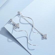 将图片加载到图库查看器,SLUYNZ 925 Sterling Silver Snowflake Dangle Earrings Chain for Women Teen Girls Snowflake Earrings Drop Earrings