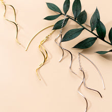 Load image into Gallery viewer, SLUYNZ 925 Sterling Silver Curve Threader Earrings Chain for Women Girls Wave Earring Dangle Earring Tassel