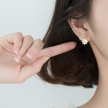 将图片加载到图库查看器,SLUYNZ 925 Sterling Silver Daisy Dangle Earrings Drop for Women Girls Little Flower Earring Mini Ball Stud Earring