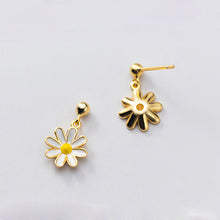将图片加载到图库查看器,SLUYNZ 925 Sterling Silver Daisy Dangle Earrings Drop for Women Girls Little Flower Earring Mini Ball Stud Earring