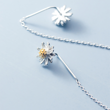 将图片加载到图库查看器,SLUYNZ 925 Sterling Silver Daisy Threader Earrings for Women Girls Flower Chain Earring Bar Tassel Earring Dangle