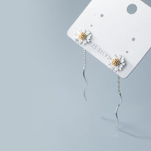 Load image into Gallery viewer, SLUYNZ 925 Sterling Silver Daisy Earrings Threader for Women Girls Minimalist Flower Wave Tassel Earrings Dangle Earring Chain