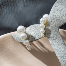 将图片加载到图库查看器,SLUYNZ 925 Sterling Silver Shell Pearl Crawler Earrings Cuff for Women Yellow Gold Clip Ons Earrings