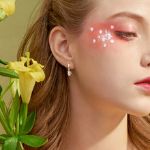 Load image into Gallery viewer, SLUYNZ 925 Sterling Silver Star Hoop Earrings for Women Teen Girls Shiny Star Earrings Hoop