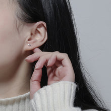将图片加载到图库查看器,SLUYNZ 925 Sterling Silver Tiny Heart Studs Earrings for Women Teen Girls Small Heart Earrings Studs