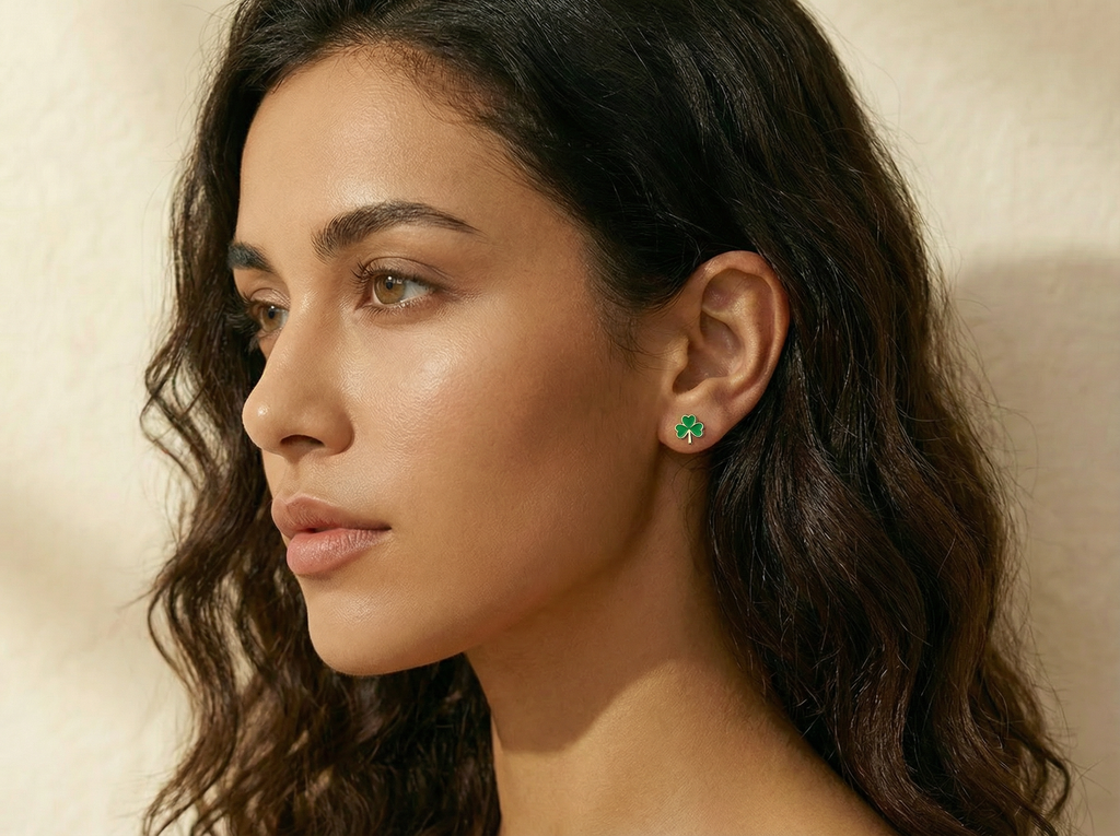 SLUYNZ 925 Sterling Silver Clover Stud Earrings for Women Teens Green Irish Shamrock Earrings Studs for St Patricks Day