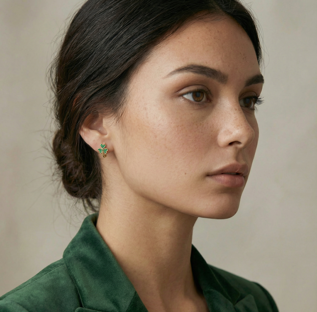 SLUYNZ 925 Sterling Silver Green Love Clover Hoop Earrings for Women Teens Irish Shamrock Huggie Earrings for Summer