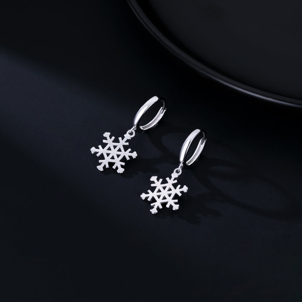 SLUYNZ 925 Sterling Silver Snowflake Hoop Earrings for Women Frozen Flower Hoop Earrings Winter Christmas Earrings