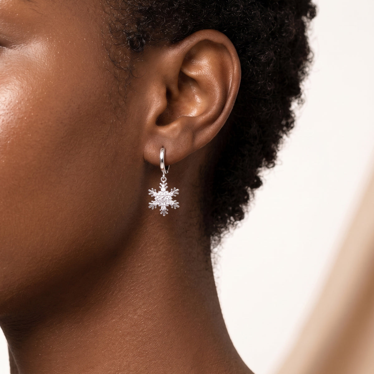 SLUYNZ 925 Sterling Silver Sparkly CZ Snowflake Hoop Earrings for Women Teens Christmas Earrings Drop Winter Party Earrings