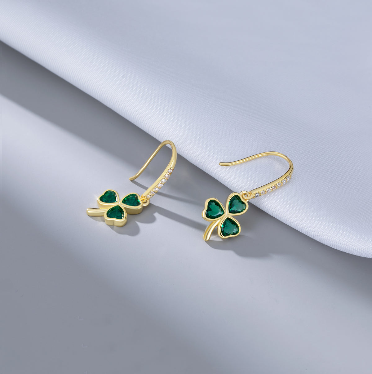 SLUYNZ 925 Sterling Silver Green Clover Leaf Dangle Earrings for Women Teens CZ Shamrock Drop Earrings for St Patricks Day