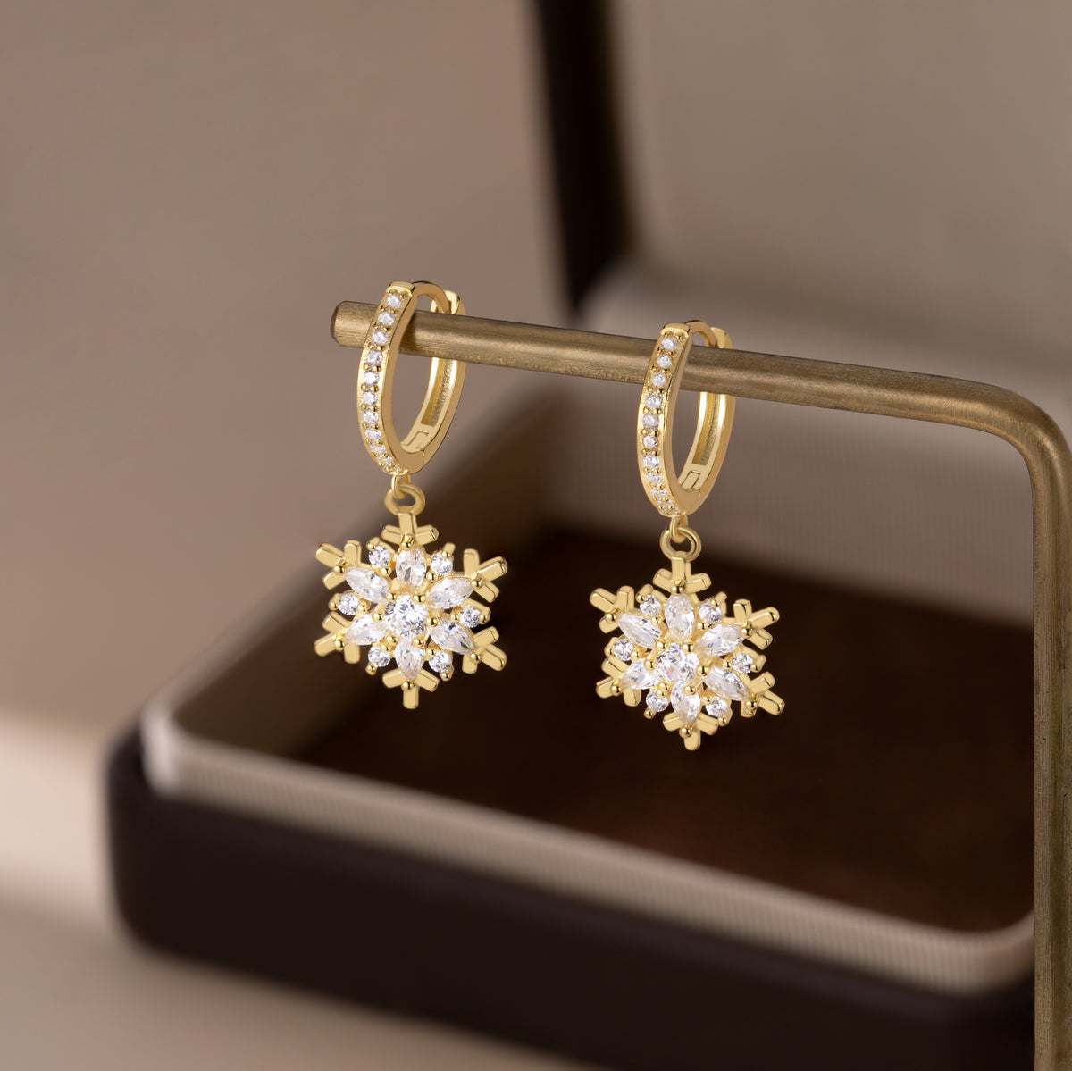 SLUYNZ 925 Sterling Silver CZ Snowflake Hoop Earrings for Women Teens Girls Christmas Snowflake Hoop Earrings Huggie