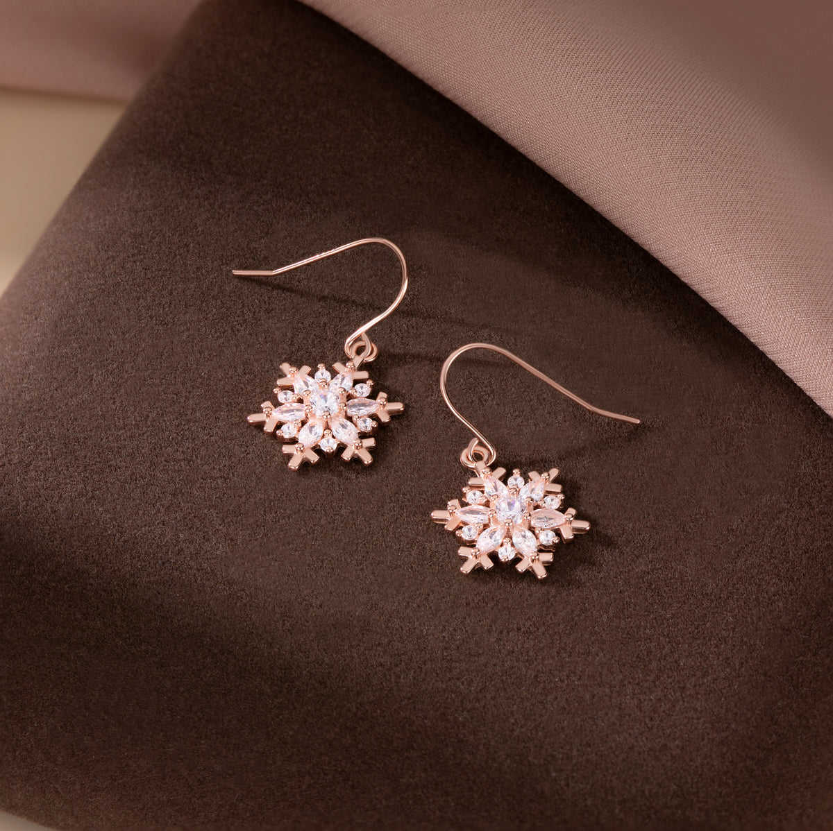 SLUYNZ 925 Sterling Silver Christmas Snowflake Dangle Earrings for Women Girls Teens CZ Snowflake Drop Earrings Dangle