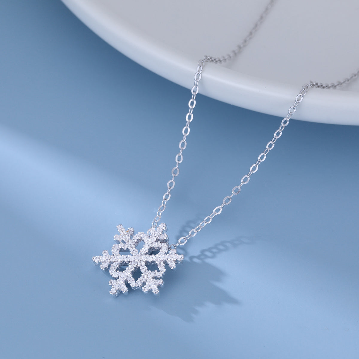 SLUYNZ 925 Sterling Silver Christmas Snowflake Necklace Pendant for Women Teens CZ Snowflake Pendant Necklace Chian Winter Necklace