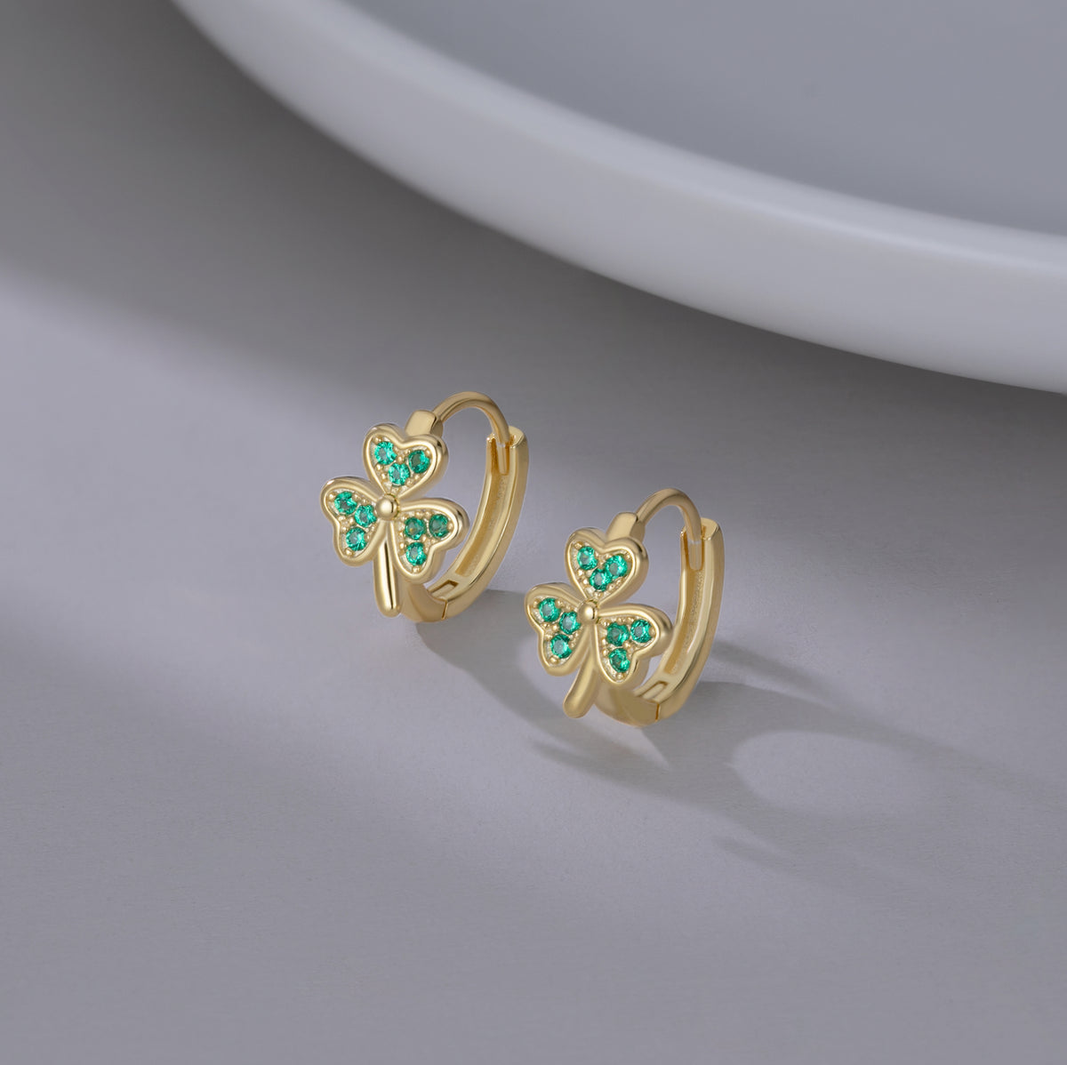 SLUYNZ 925 Sterling Silver Green Love Clover Hoop Earrings for Women Teens Irish Shamrock Huggie Earrings for Summer