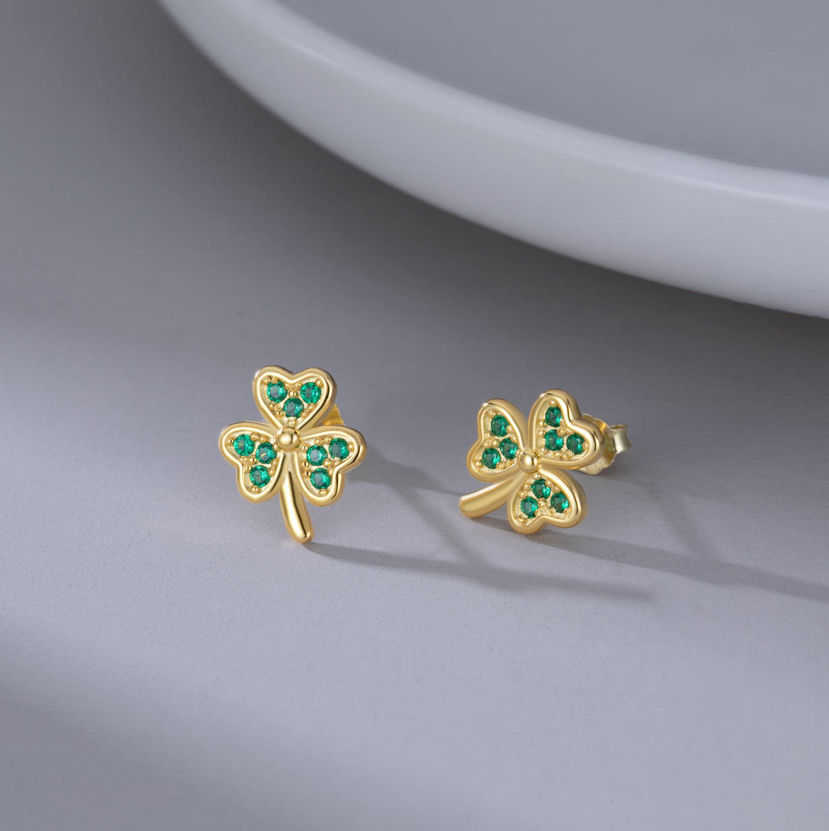 SLUYNZ 925 Sterling Silver Green Shamrock Earrings Stud for Women Teens CZ Love Clover Studs Earrings