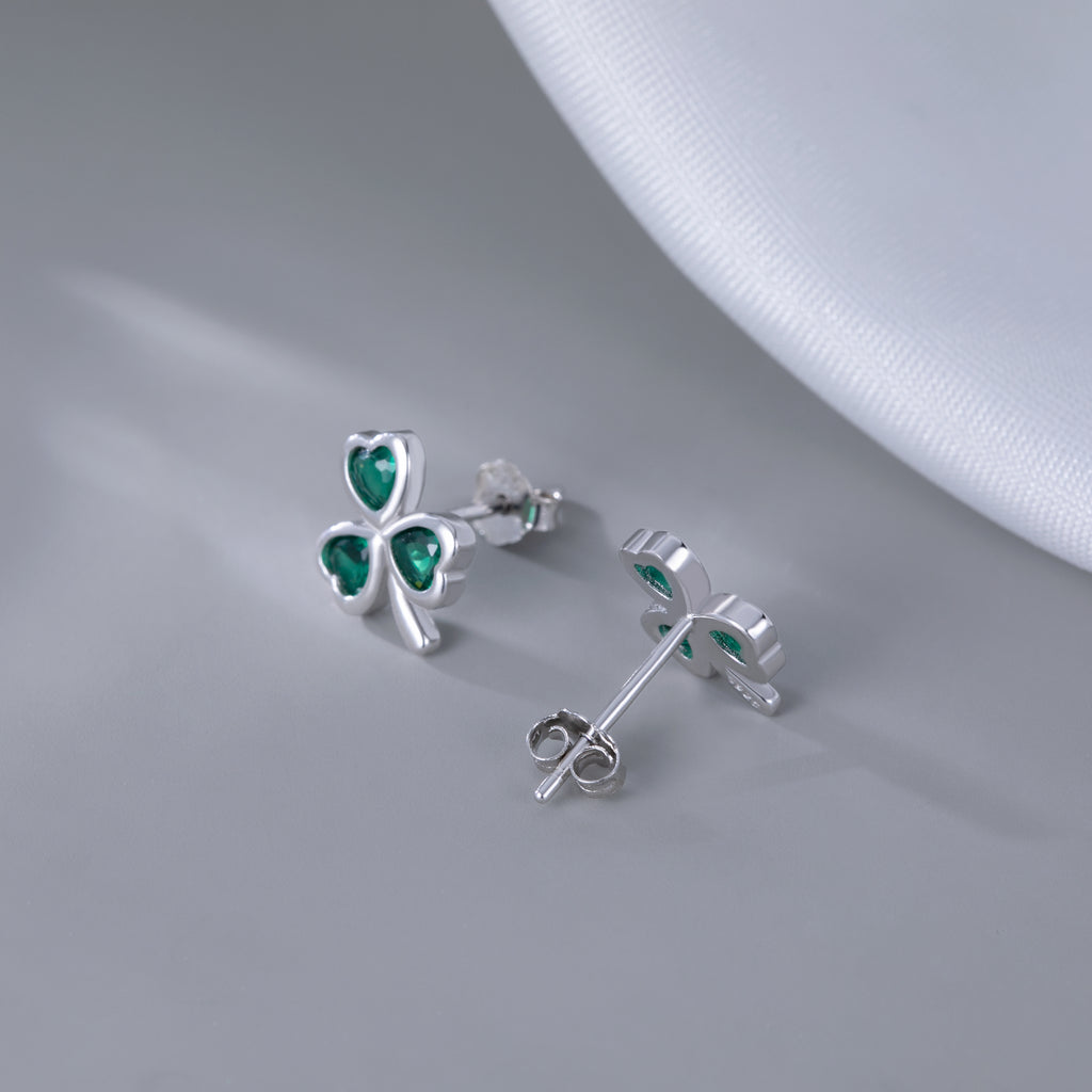 SLUYNZ 925 Sterling Silver Small Clover Earrings Stud for Women Teens Girls Lovely Green Shamrock Studs Earrings for St. Patrick's Day Spring Earrings