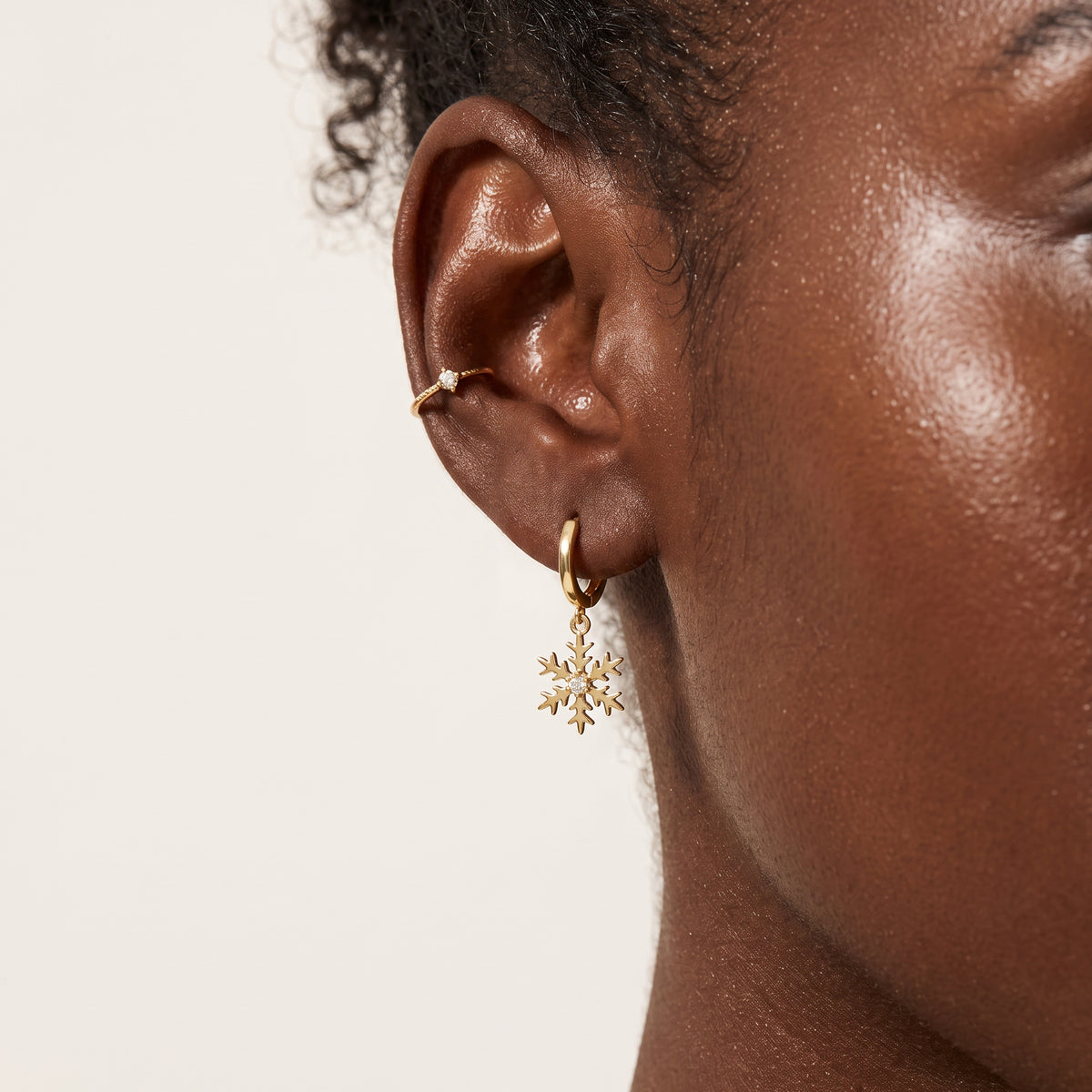 SLUYNZ 925 Sterling Silver Christmas Snowflake Hoop Earrings for Women Small Snowflake Hoop Earrings Drop Winter Holiday Earrings