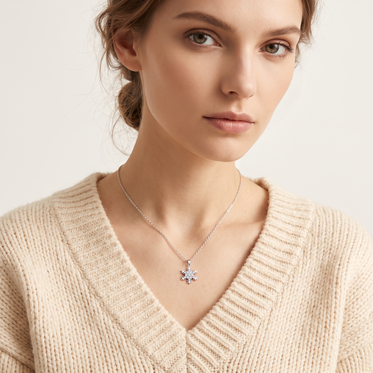 SLUYNZ 925 Sterling Silver Sparkling CZ Snowflake Necklace Pendant for Women Teens Girls Winter Snowflake Chain Necklace Choker Christmas Gifts