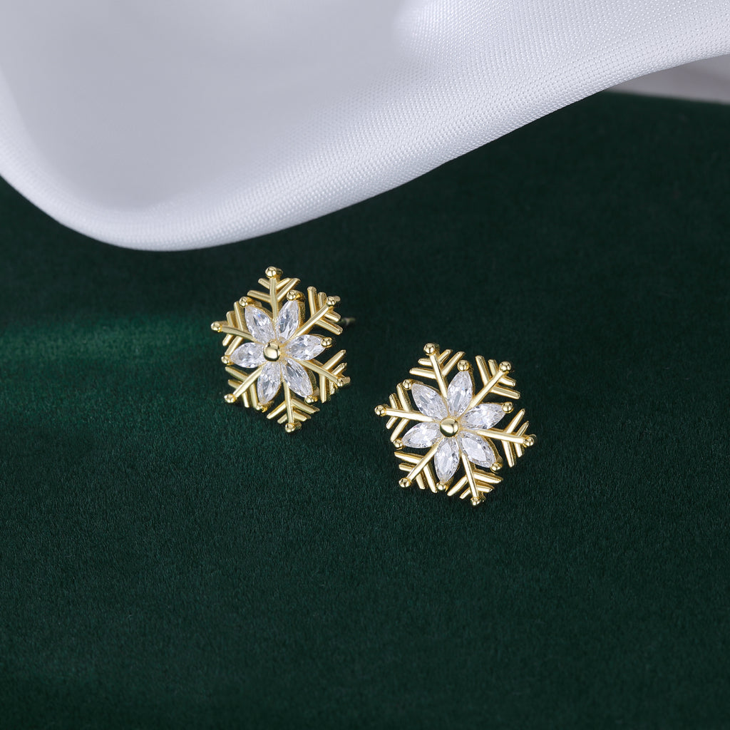 SLUYNZ 925 Sterling Silver CZ Snowflake Earrings Studs for Women Teen Girls Shiny Snowflake Studs Earrings