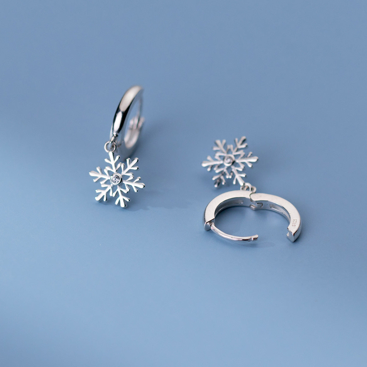SLUYNZ Sterling Silver Snowflake Hoop Earrings for Women Teen Christmas Snowflake Hoop Earrings Drop