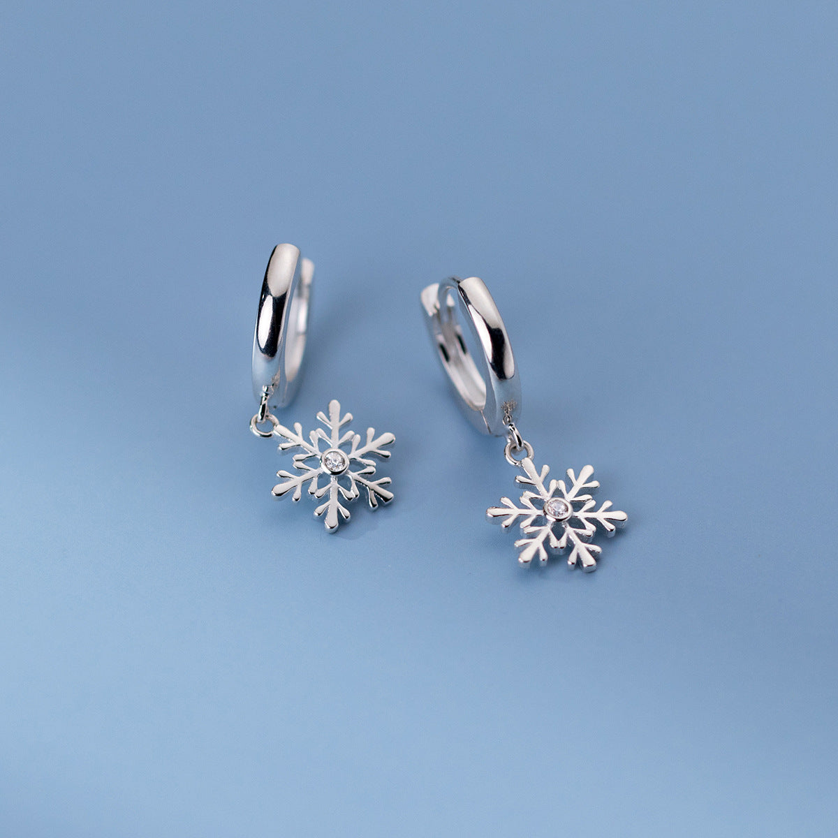 SLUYNZ Sterling Silver Snowflake Hoop Earrings for Women Teen Christmas Snowflake Hoop Earrings Drop