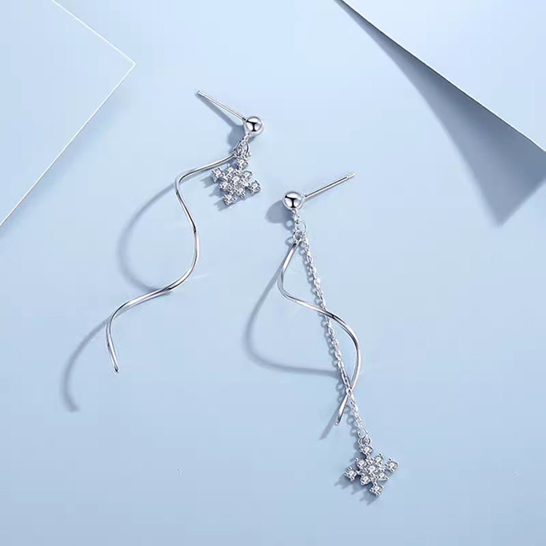 SLUYNZ 925 Sterling Silver Snowflake Dangle Earrings Chain for Women Teen Girls Snowflake Earrings Drop Earrings