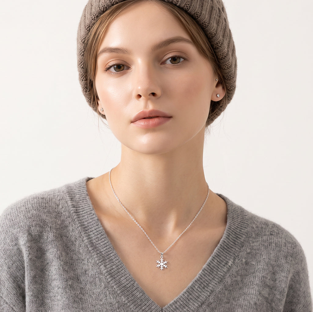 SLUYNZ 925 Sterling Silver Christmas Snowflake Pendant Necklace Chain for Women Teens Girls Snowflake Choker Necklace Winter