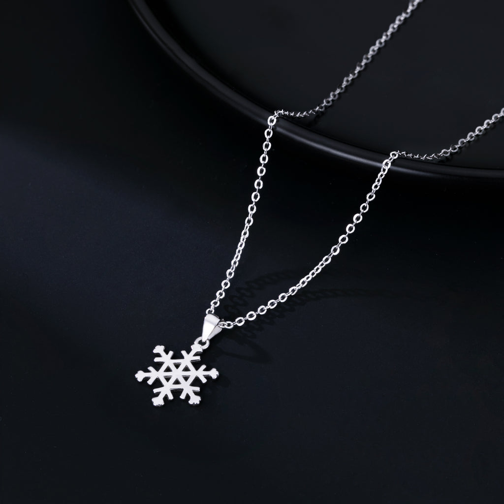 SLUYNZ 925 Sterling Silver Snowflake Necklace Pendant for Women Teens Winter Snowflake Chain Necklace Choker Christmas Gifts