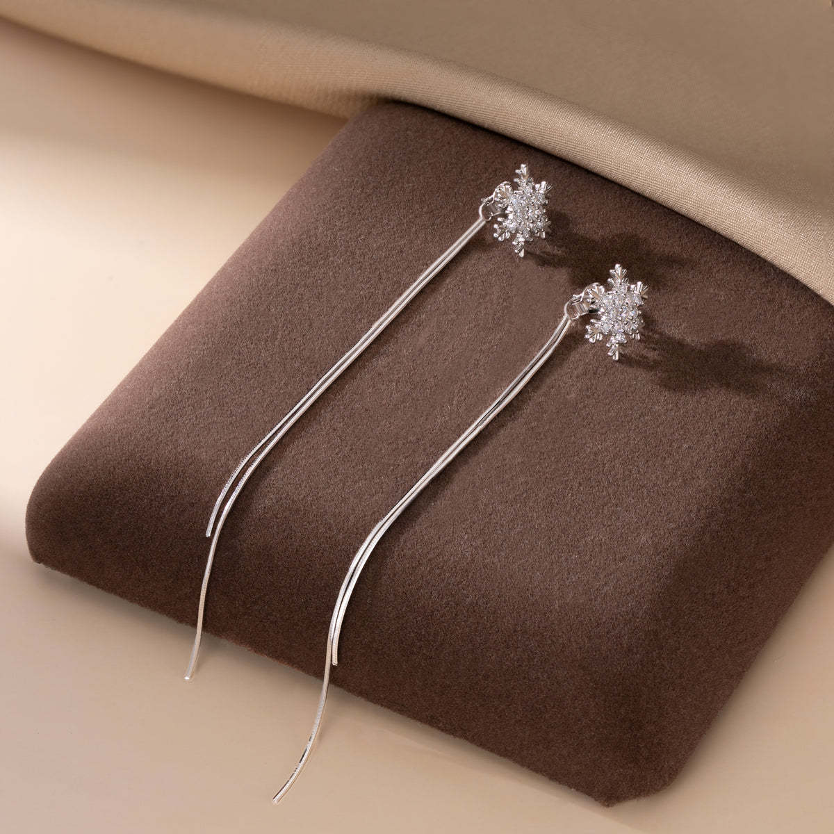 SLUYNZ Solid 925 Sterling Silver Snowflake Earrings Dangle for Women Teens Girls CZ Snowflake Dangle Earrings Chain Christmas Gifts