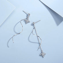 将图片加载到图库查看器，SLUYNZ 925 Sterling Silver Snowflake Dangle Earrings Chain for Women Teen Girls Snowflake Earrings Drop Earrings
