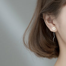 将图片加载到图库查看器，SLUYNZ 925 Sterling Silver Daisy Earrings Threader for Women Girls Minimalist Flower Wave Tassel Earrings Dangle Earring Chain
