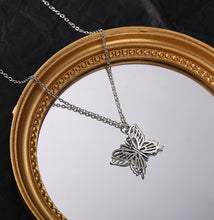 将图片加载到图库查看器，SLUYNZ Retro Big Butterfly Pendant Necklace for Women Teen Girls 925 Sterling Silver Delicate Butterfly Necklace
