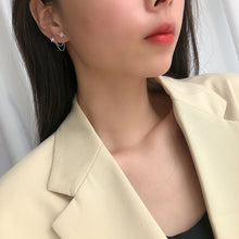 将图片加载到图库查看器，SLUYNZ 925 Sterling Silver Star Cuff Earrings for Women Teen Girls Asymmetric Star Studs Earrings Tassel Chain
